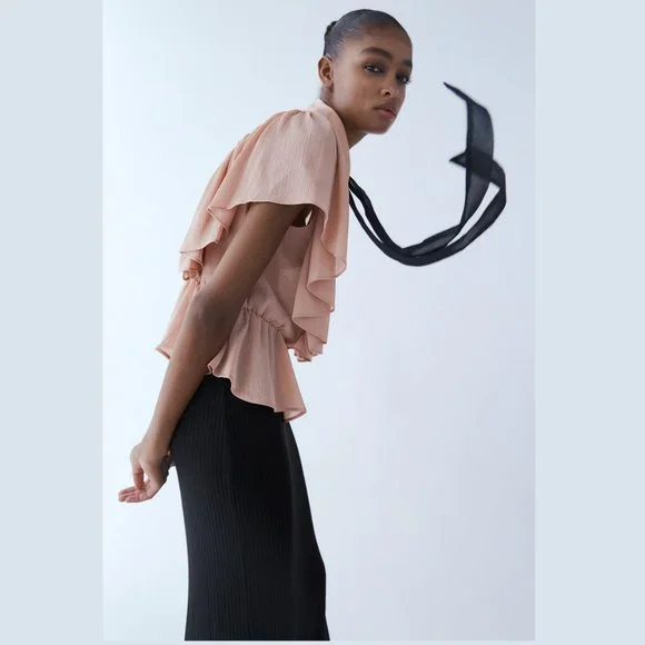 LAST ONE!!! ZARA Blouse with Contrasting Tie - Picture 4 of 12